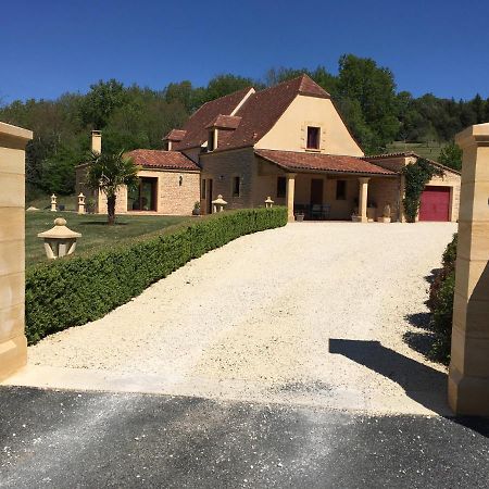 Chez Bernadette Et Victor Bed & Breakfast Витрак Екстериор снимка