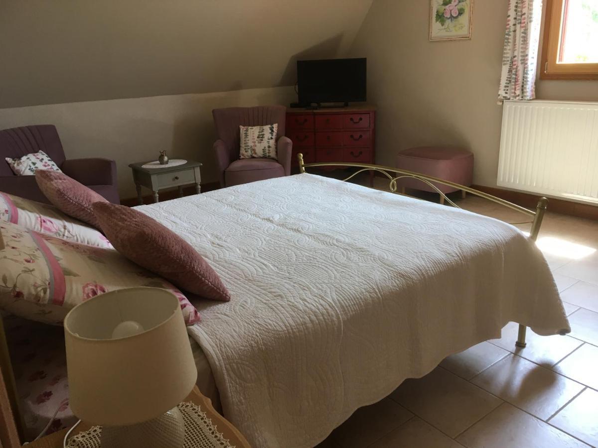 Chez Bernadette Et Victor Bed & Breakfast Витрак Екстериор снимка