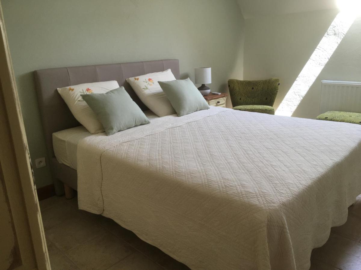 Chez Bernadette Et Victor Bed & Breakfast Витрак Екстериор снимка