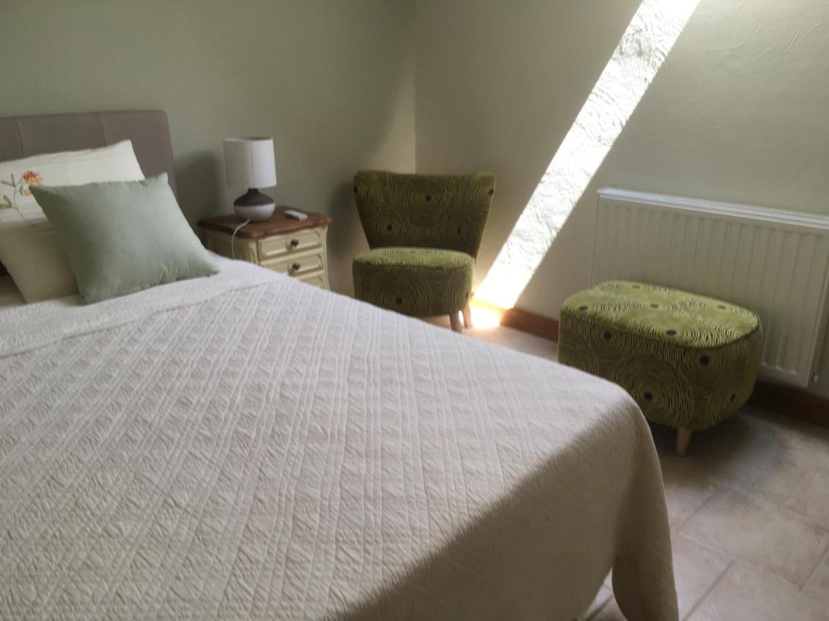 Chez Bernadette Et Victor Bed & Breakfast Витрак Екстериор снимка
