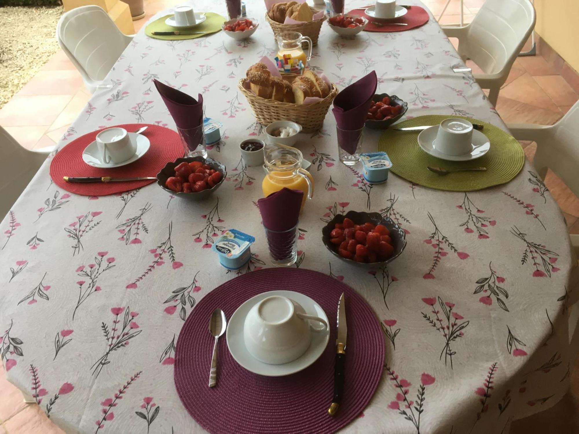 Chez Bernadette Et Victor Bed & Breakfast Витрак Екстериор снимка